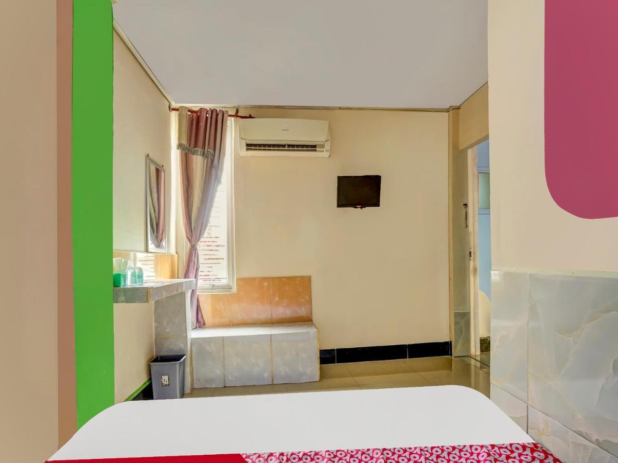 פאלמבאנג Oyo 90161 Hotel Lendosis Pipa Reja Angkatan 66 מראה חיצוני תמונה
